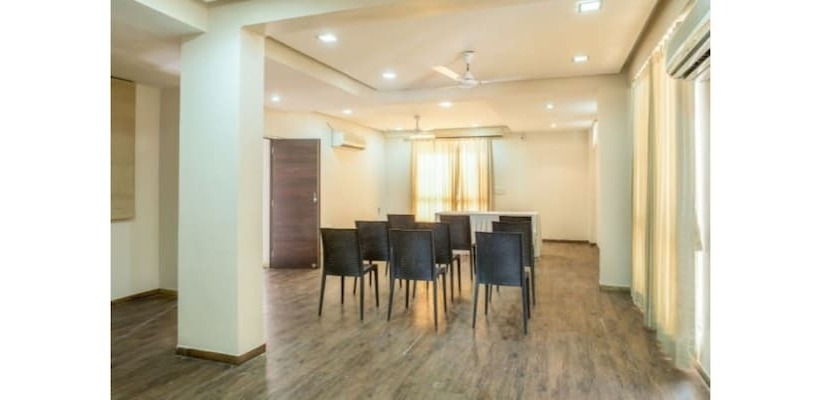 Hotel Shrimad Residency