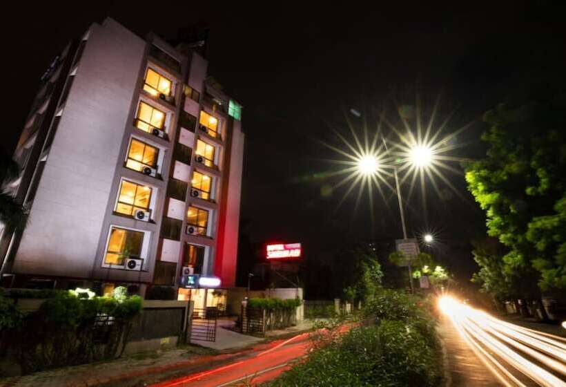 Hotel Shrimad Residency