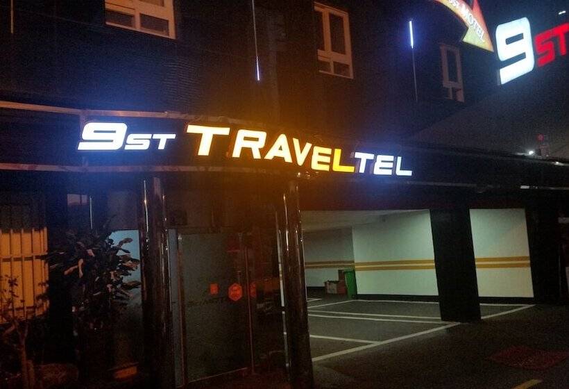 مُتل 9st Traveltel