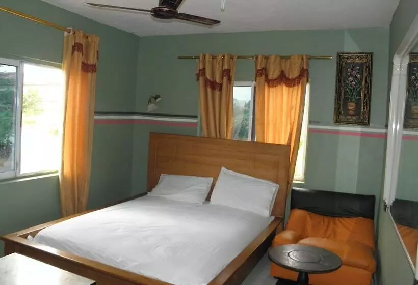 Open Space Hotel Kumasi