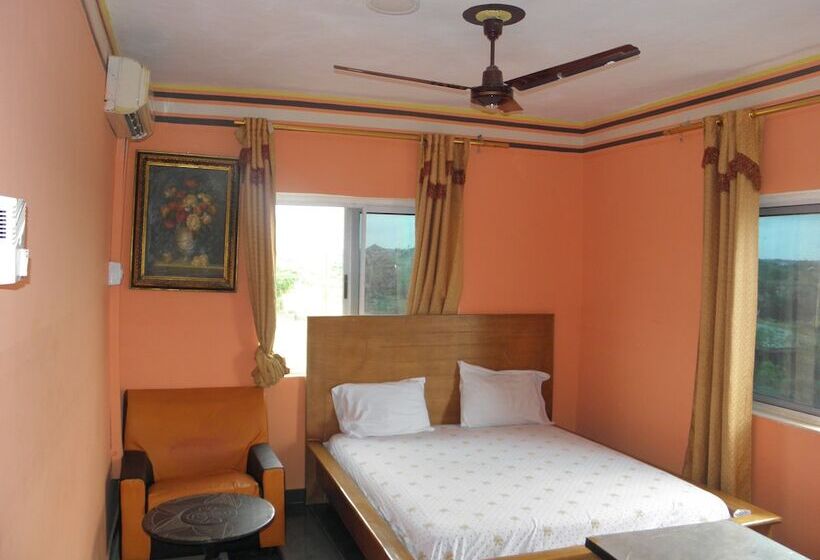 Open Space Hotel Kumasi