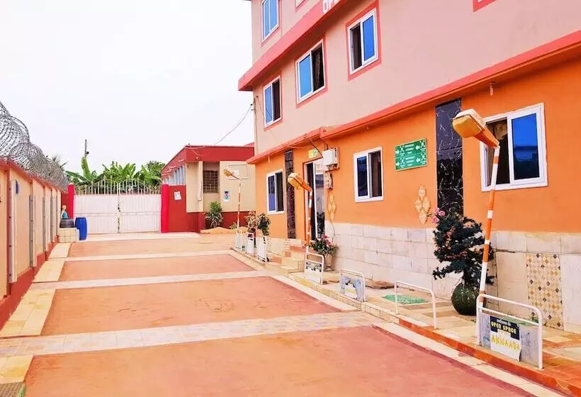 Open Space Hotel Kumasi