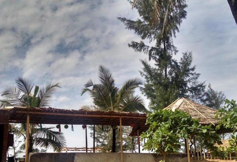 אתר נופש Campcee By Gokarna Adventure