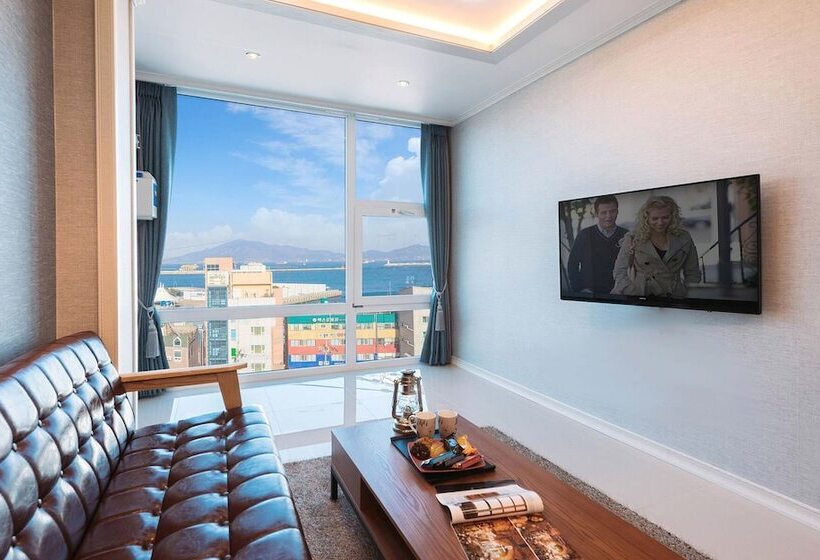 Yeosu Paradise Spa Pension