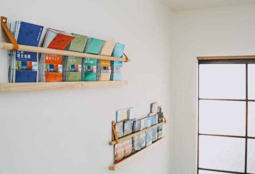 Mezamashi Sandwich  Hostel