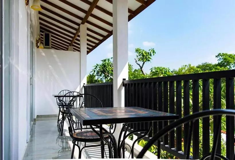 Yala Hotel Elephant Eye
