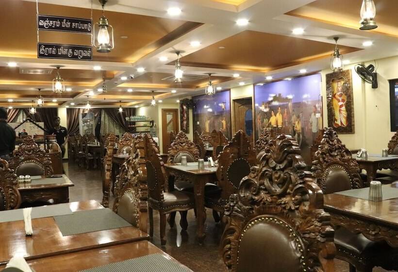 فندق Hyders Park The Business