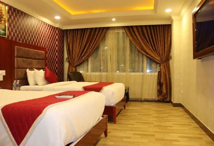 فندق Hyders Park The Business