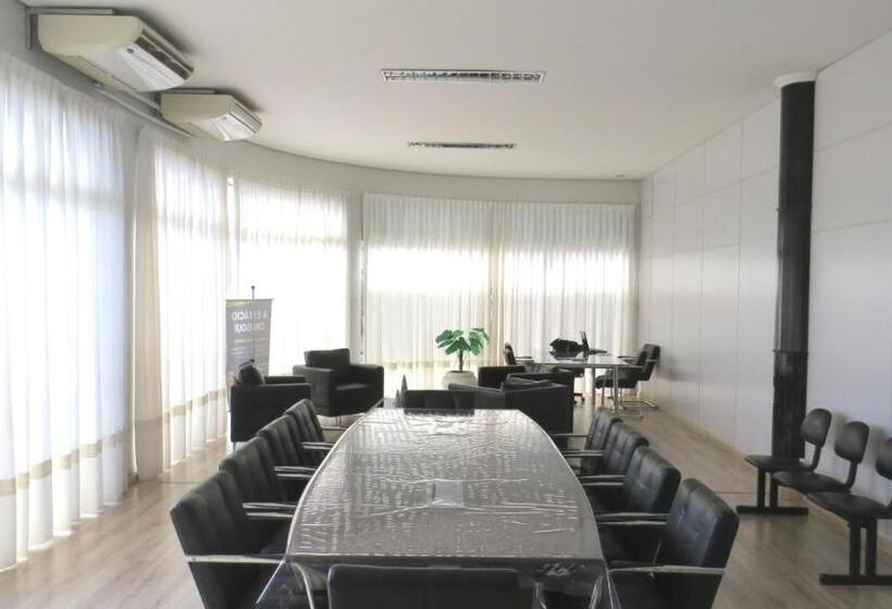 בית מלון כפרי Laf