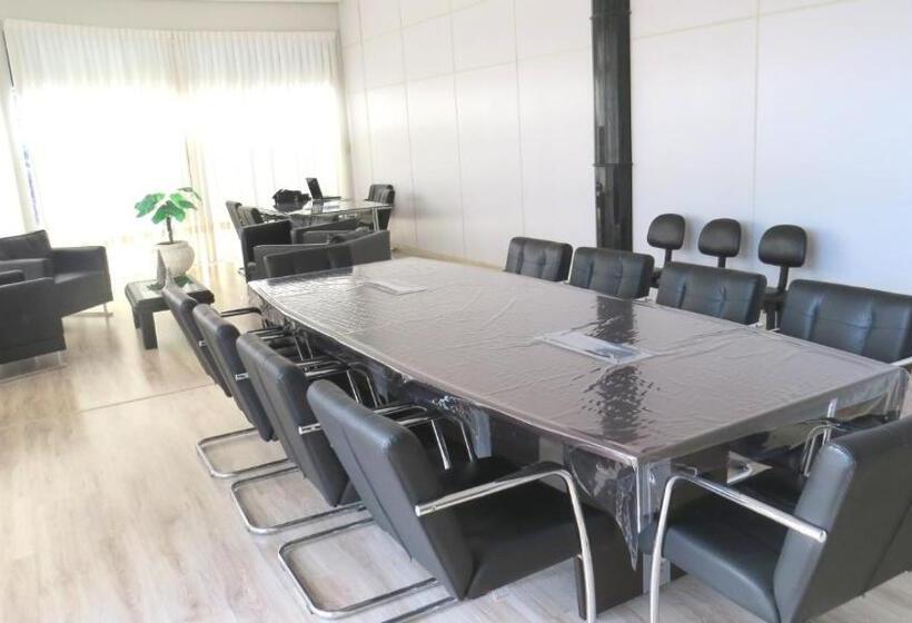 בית מלון כפרי Laf