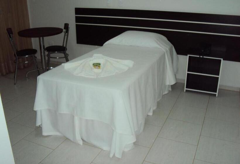 בית מלון כפרי Laf