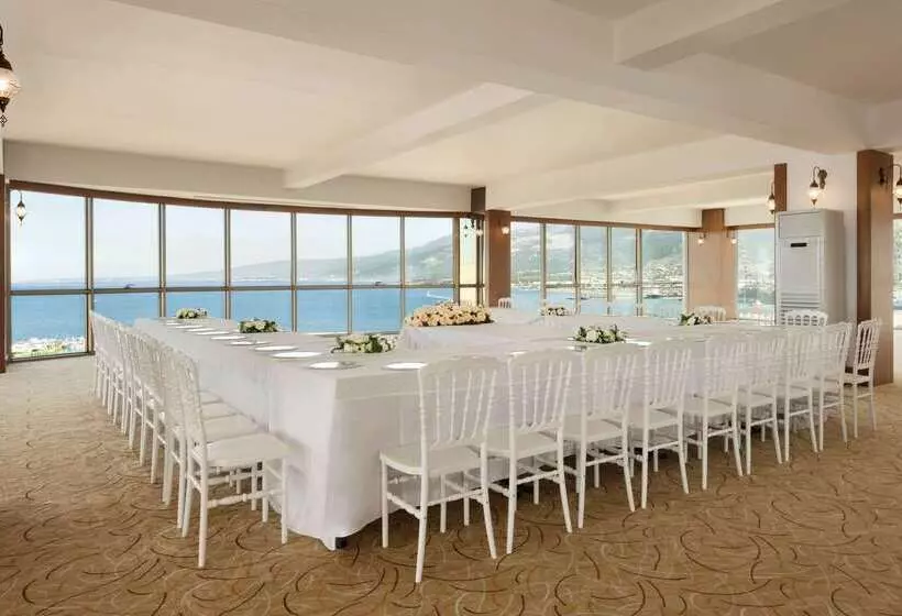 Hotel Ramada Iskenderun