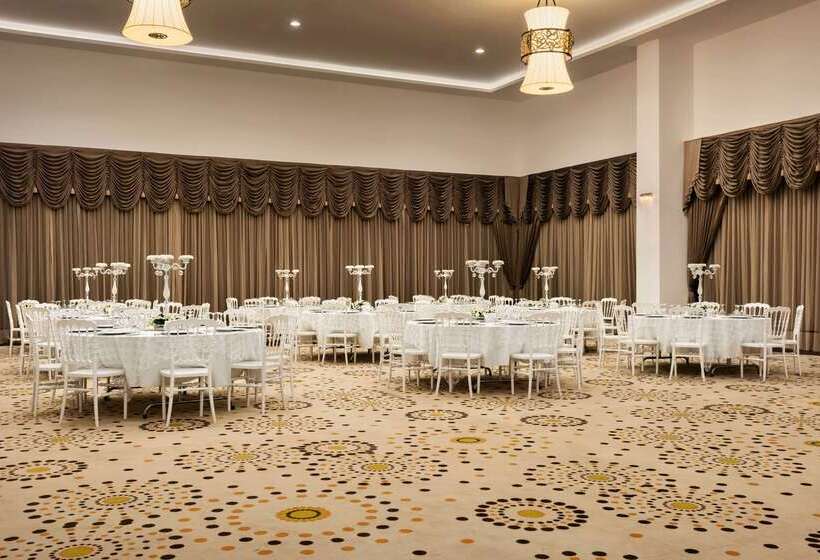 בית מלון כפרי Ramada Iskenderun