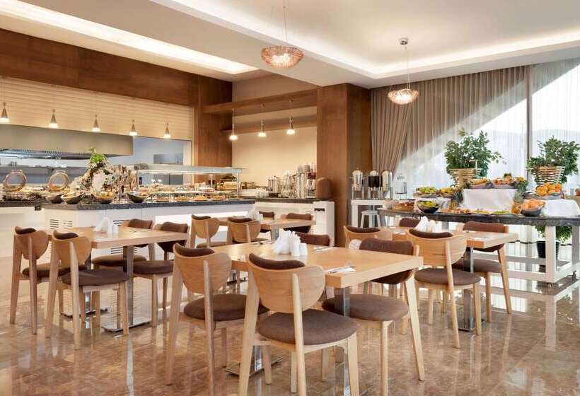 בית מלון כפרי Ramada Iskenderun