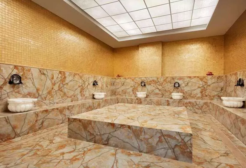 Hotel Ramada Iskenderun