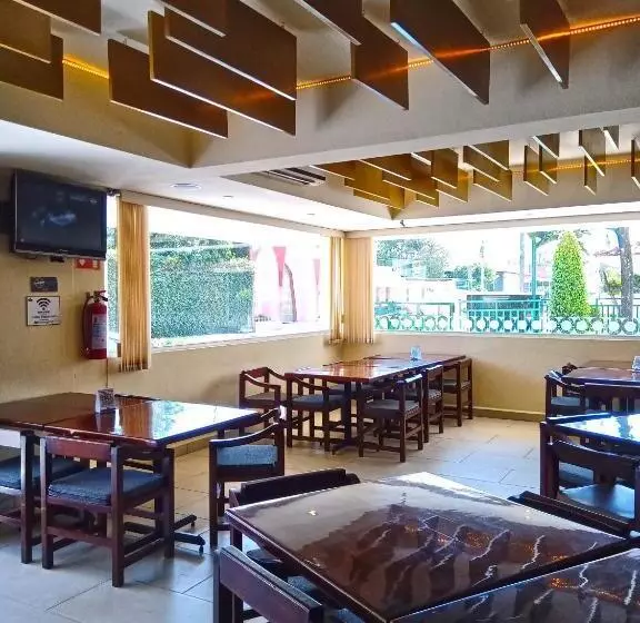 ホテル Villa Esmeralda