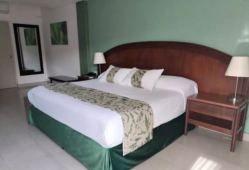 ホテル Villa Esmeralda