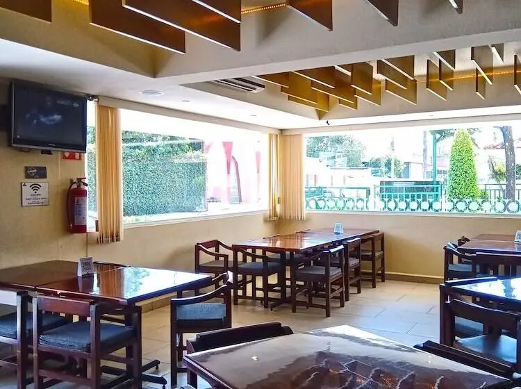 ホテル Villa Esmeralda