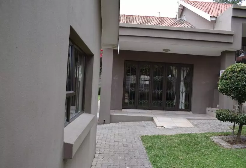 Infinity B&b