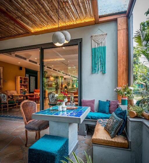 Resort Karma Chalets