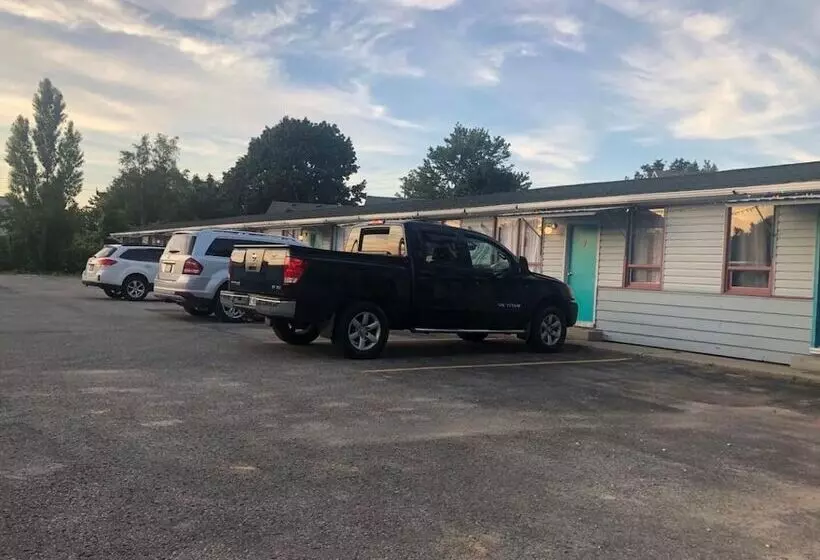 Stop 21 Motel