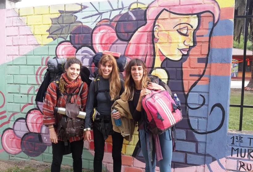 Bed and Breakfast La Cúpula Hostel & Camping