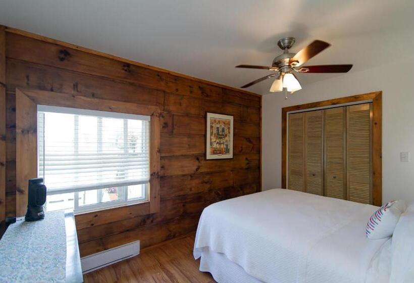 Bye The Bay Bed And Breakfast