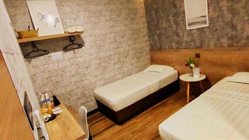 Cube Bed Station Hostel