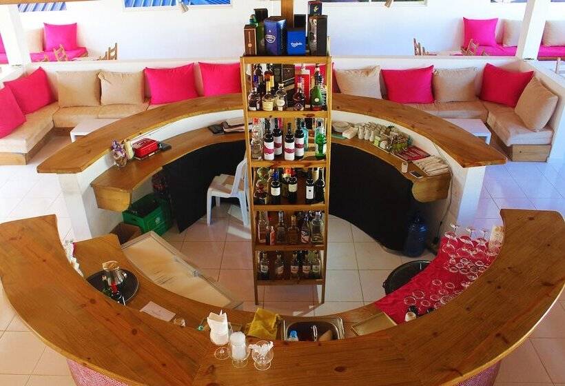 هتل Ahnvee Resort Adults Only