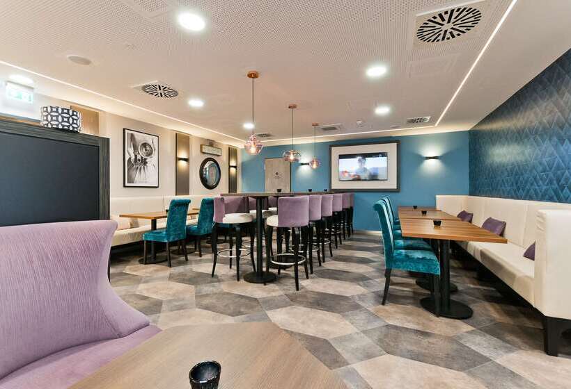 Elaya Hotel Munich City