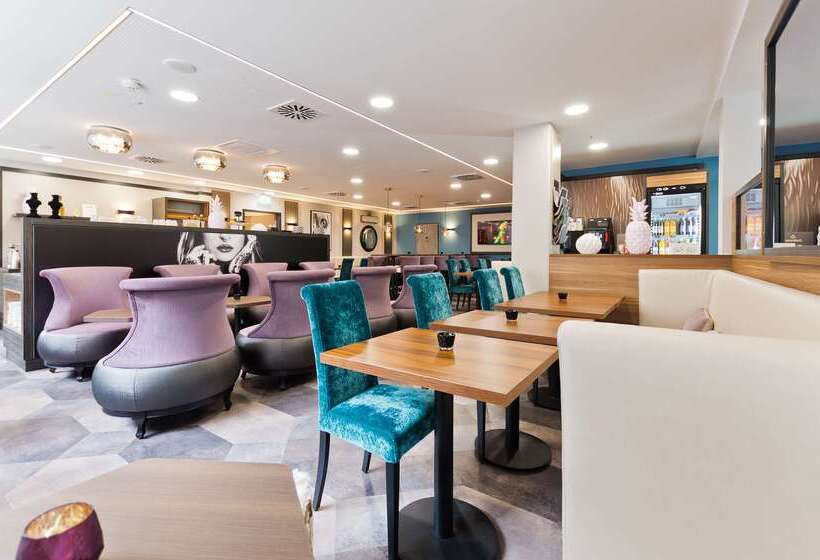 Elaya Hotel Munich City