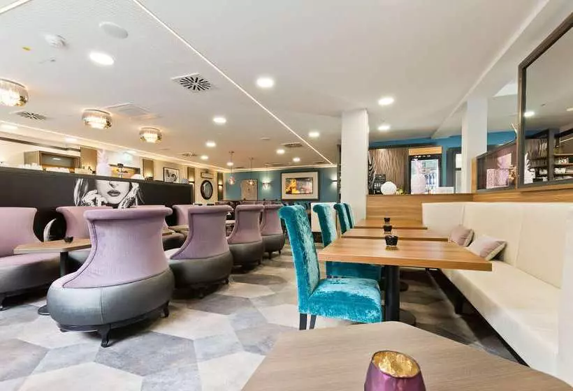 Elaya Hotel Munich City