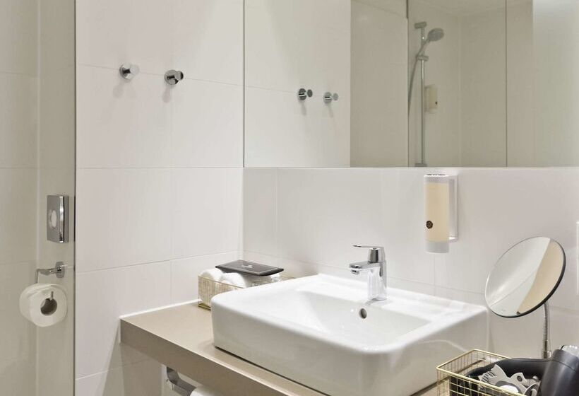 Elaya Hotel Munich City