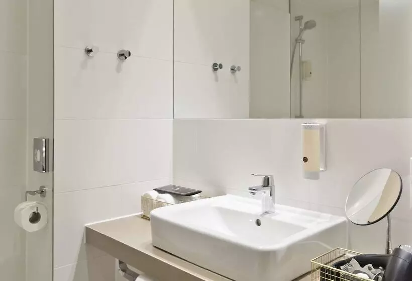 Elaya Hotel Munich City