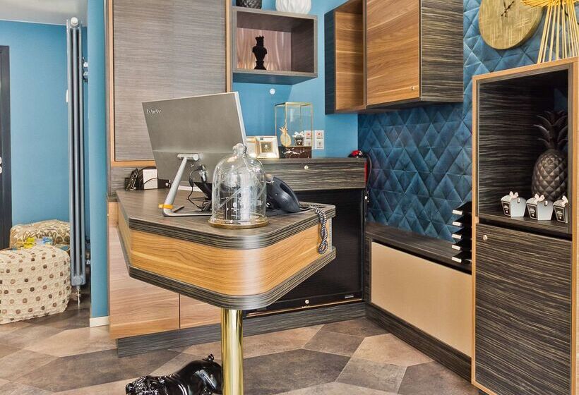 Elaya Hotel Munich City