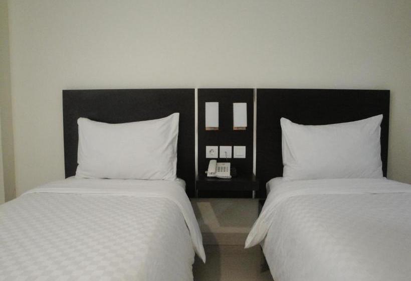 Отель Bella Vita