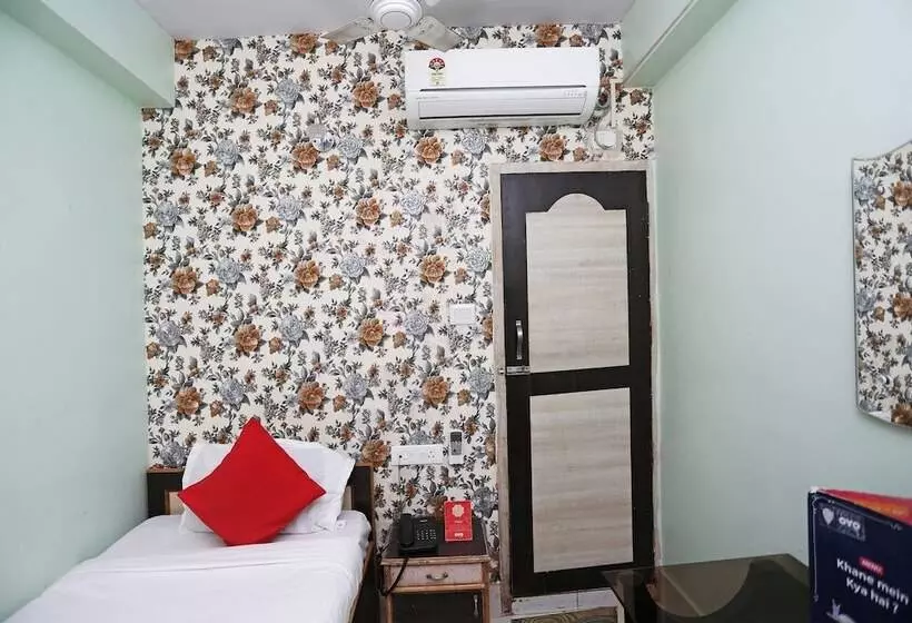 Hotel Mega Palace