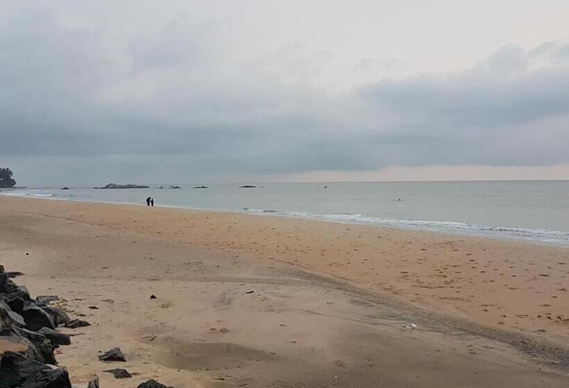 리조트 White Shell Beach House