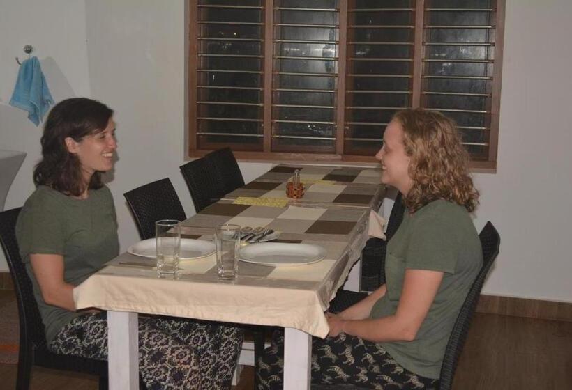 리조트 White Shell Beach House