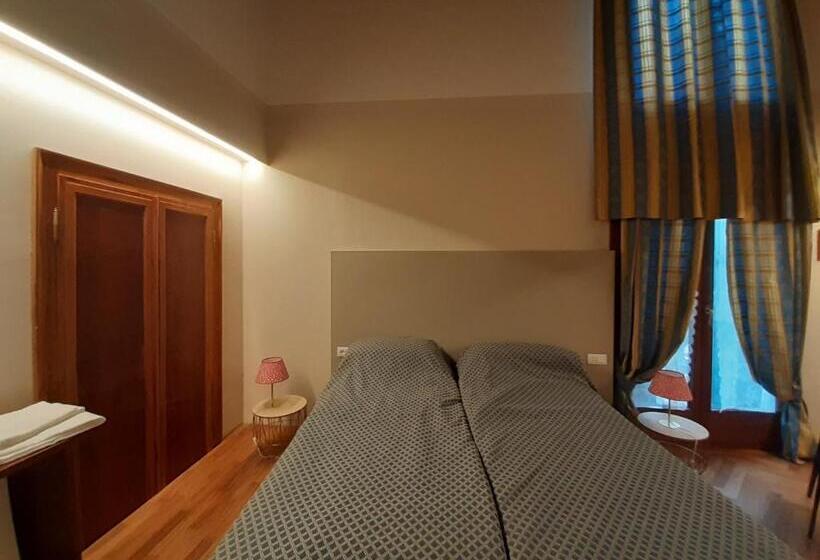 هاستل Foresteria Valdese Venezia