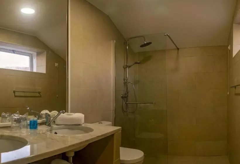 ユースホステル Hi Serra Da Estrela   Pousada De Juventude