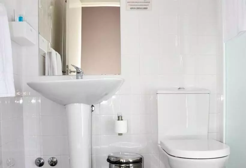 ユースホステル Hi Serra Da Estrela   Pousada De Juventude