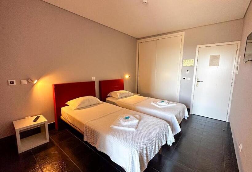 호스텔 Hi Serra Da Estrela Pousada De Juventude