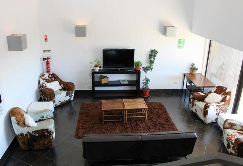 호스텔 Hi Serra Da Estrela Pousada De Juventude