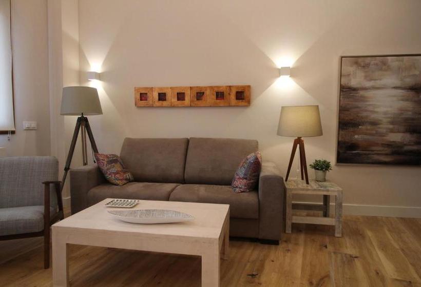 Apartamentos Turísticos Ezcaray