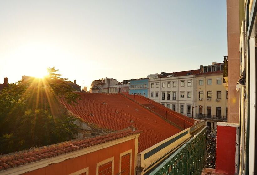 تختخواب و صبحانه Bairro Alto Suites
