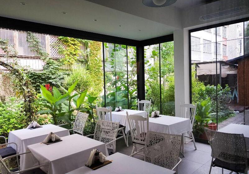 ベッドアンドブレックファースト Casablanca Boutique Bed&breakfast