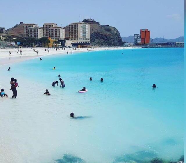 تختخواب و صبحانه @georgette