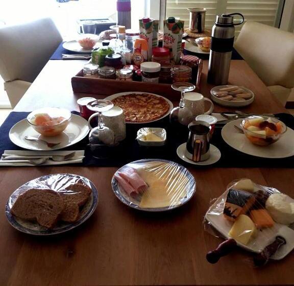 تختخواب و صبحانه @georgette