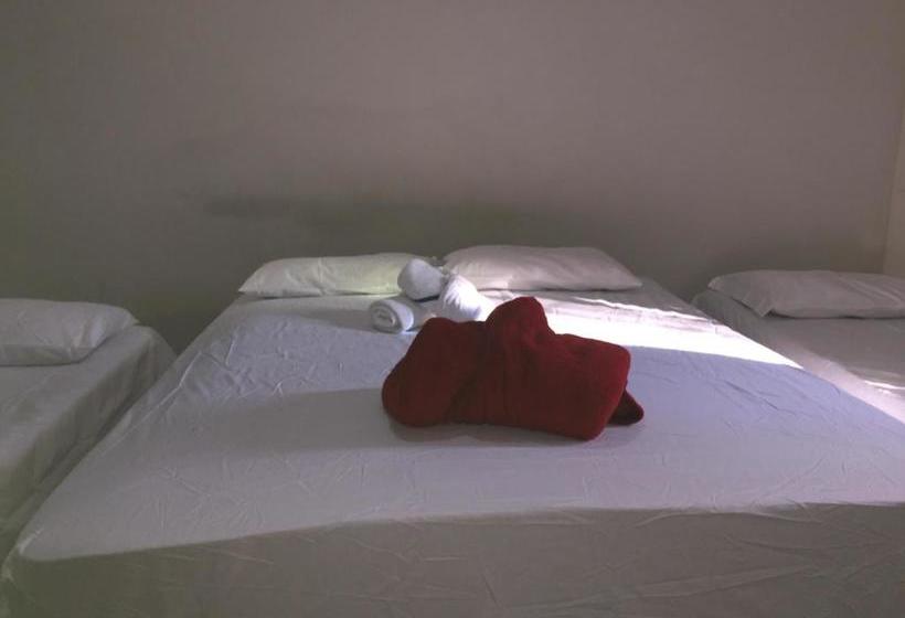 Hostel Assis Divinópolis